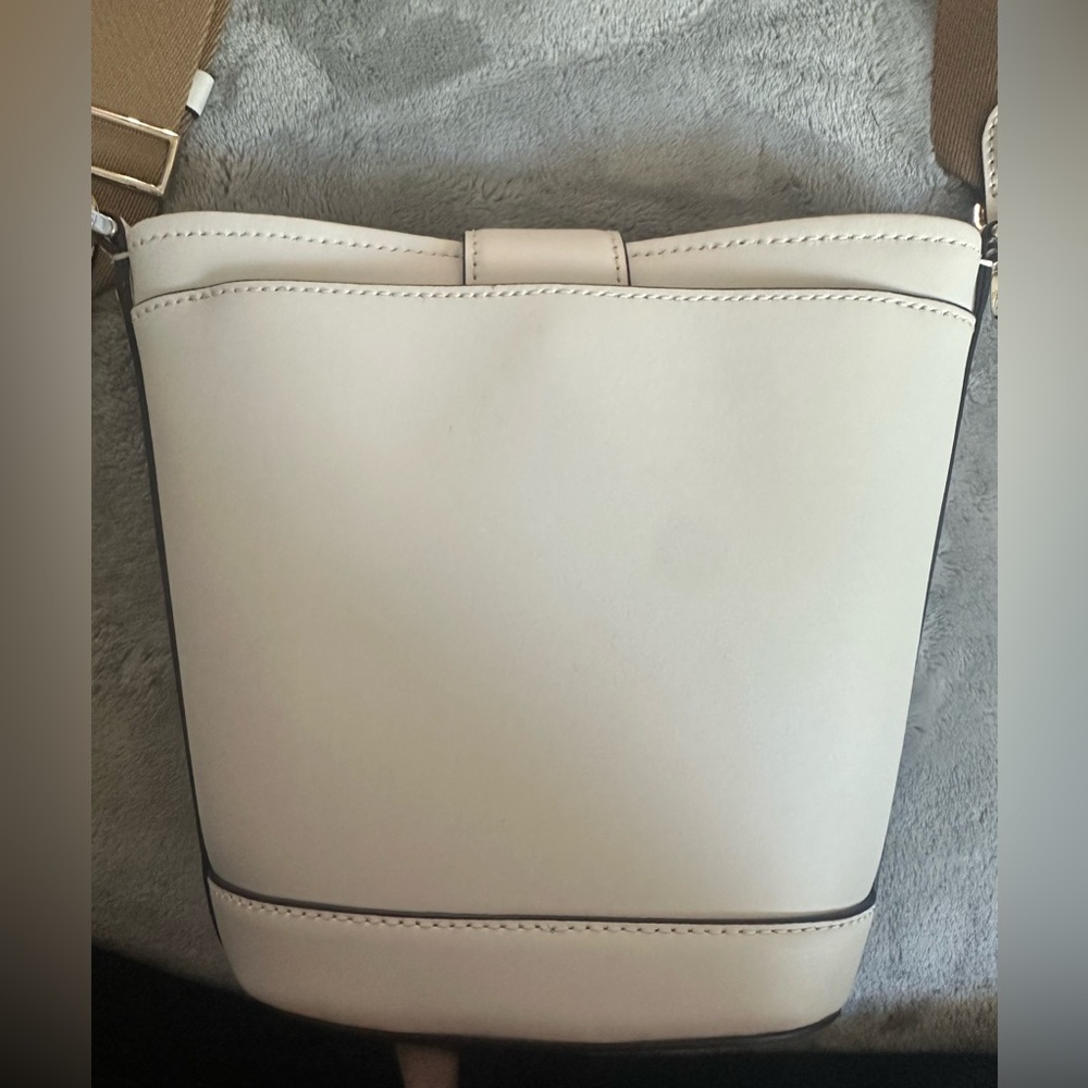 Kate Spade Audrey mini bucket white shoulder bag - Picture 4 of 9